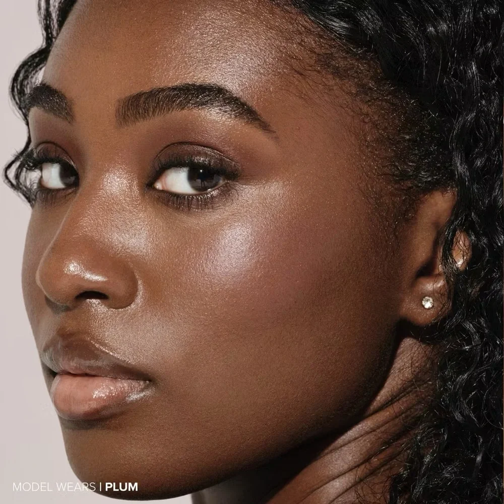 ABH ‘Plum’ Blurring Serum Blush